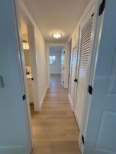 For Sale: $169,000 (2 beds, 2 baths, 870 Square Feet)