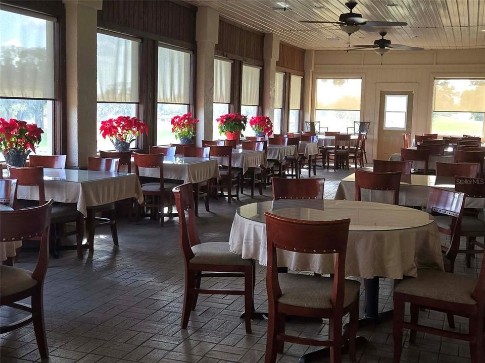 For Sale: $224,900 (2 beds, 1 baths, 1015 Square Feet)