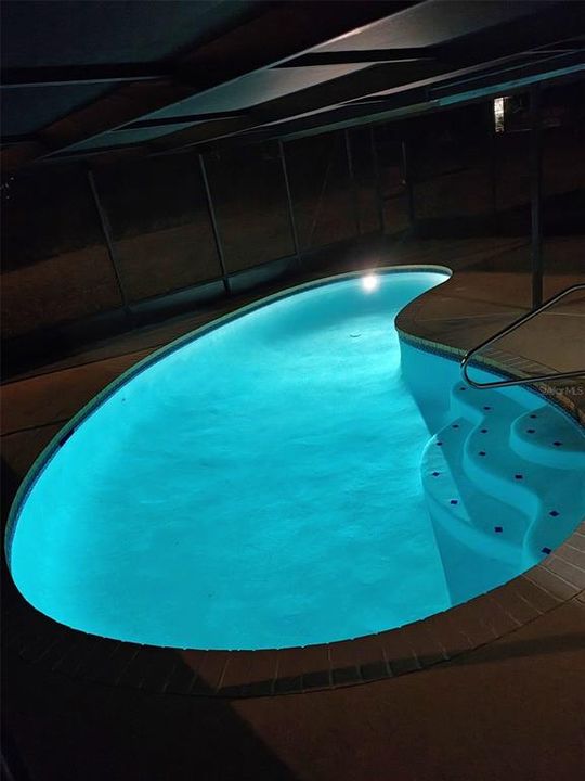 For Sale: $224,900 (2 beds, 1 baths, 1015 Square Feet)