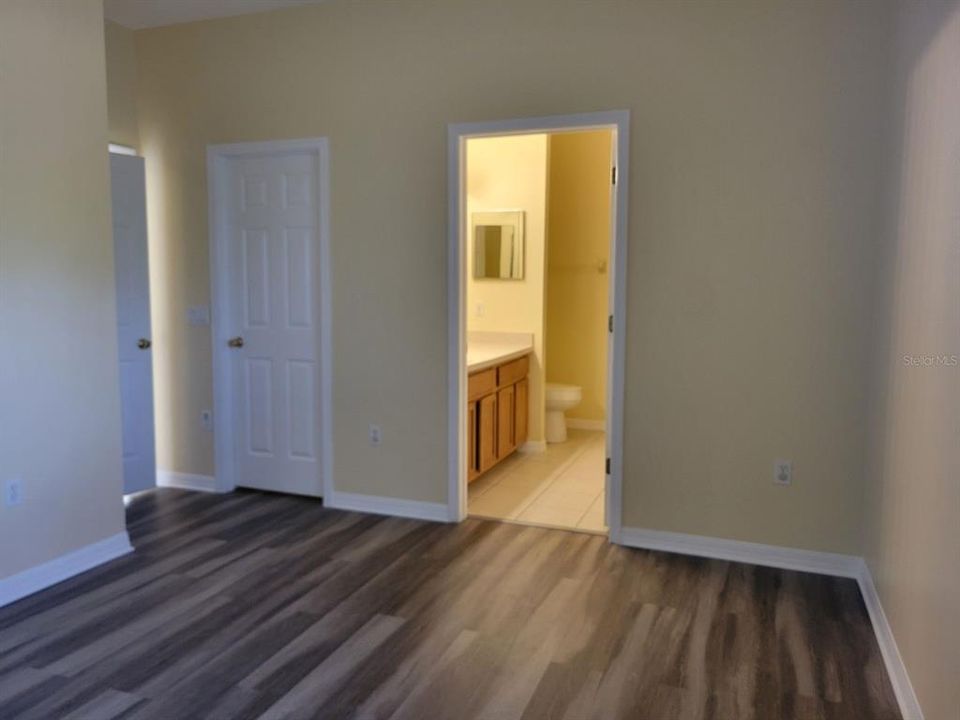 出租: $2,495 (3 贝兹, 2 浴室, 1270 平方英尺)