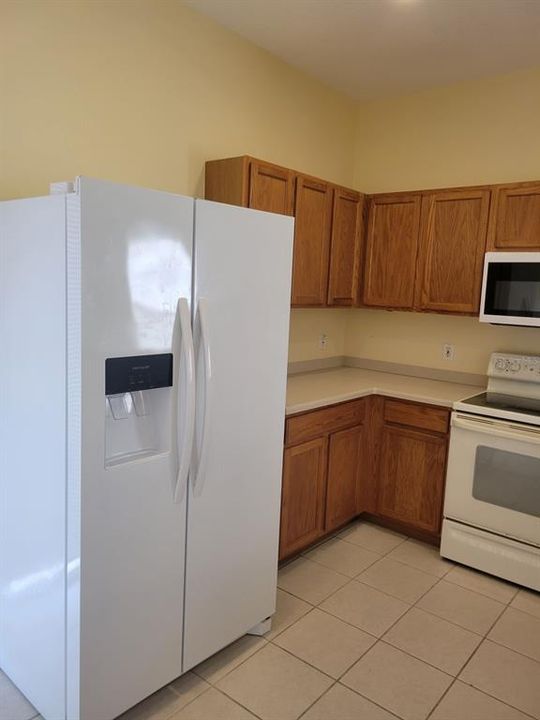 出租: $2,495 (3 贝兹, 2 浴室, 1270 平方英尺)