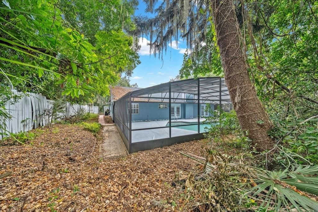 На продажу: $449,900 (2 спален, 2 ванн, 1401 Квадратных фут)