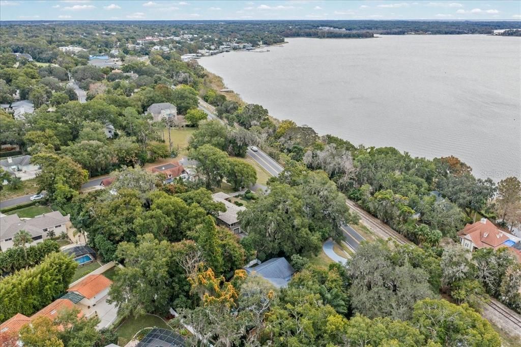 На продажу: $449,900 (2 спален, 2 ванн, 1401 Квадратных фут)