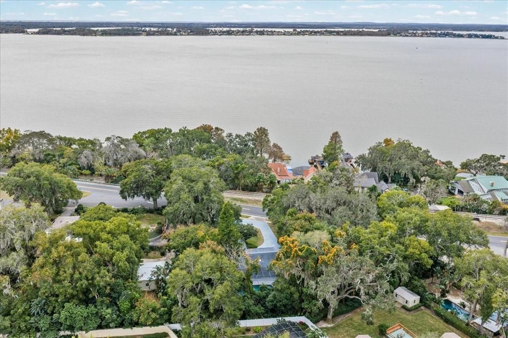 На продажу: $449,900 (2 спален, 2 ванн, 1401 Квадратных фут)