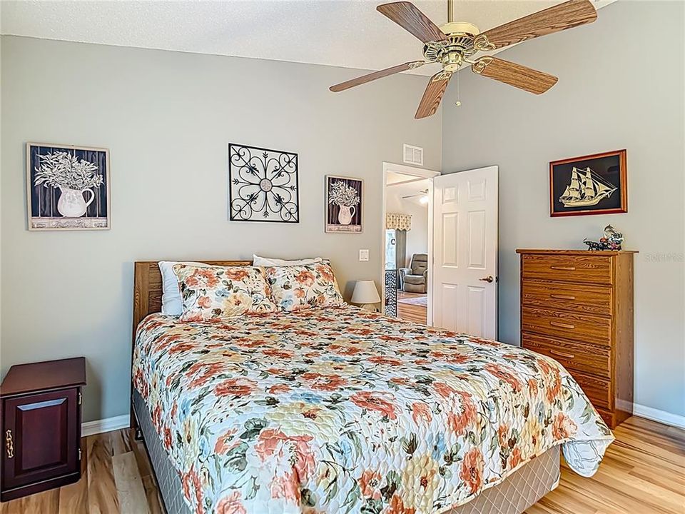 En Venta: $225,000 (2 camas, 2 baños, 1280 Pies cuadrados)