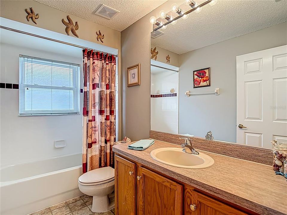 En Venta: $225,000 (2 camas, 2 baños, 1280 Pies cuadrados)