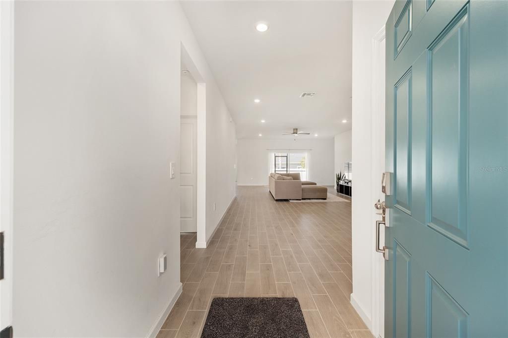 For Sale: $425,000 (4 beds, 3 baths, 2226 Square Feet)