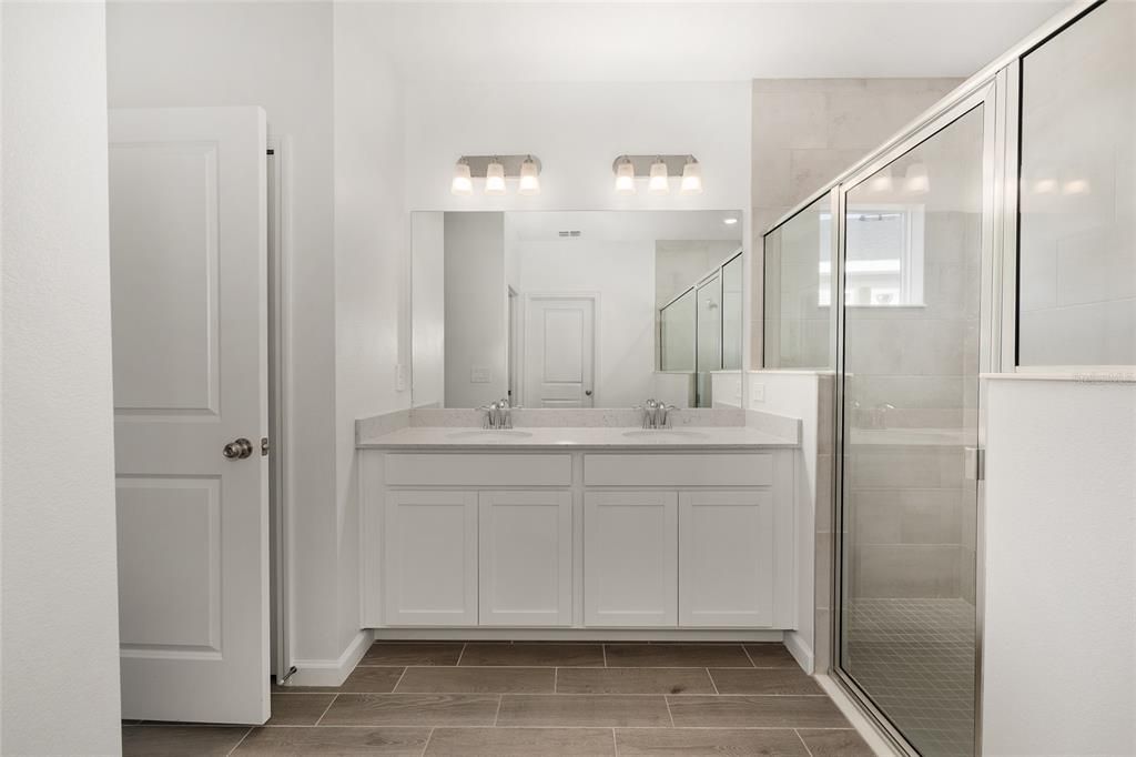 For Sale: $425,000 (4 beds, 3 baths, 2226 Square Feet)