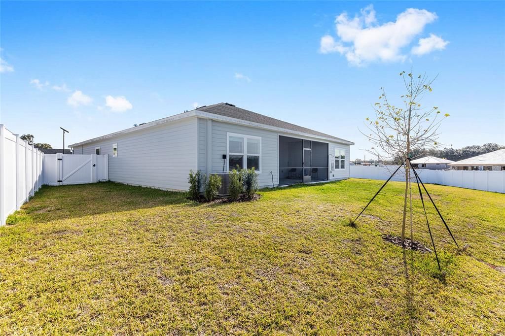 For Sale: $425,000 (4 beds, 3 baths, 2226 Square Feet)