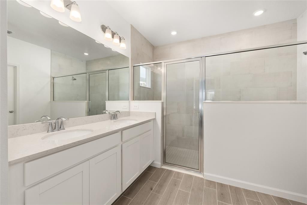 For Sale: $425,000 (4 beds, 3 baths, 2226 Square Feet)