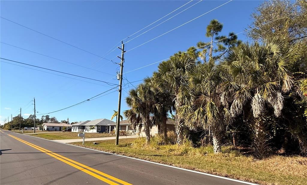 En Venta: $29,900 (0.23 acres)