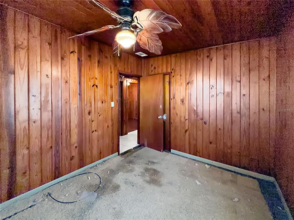 For Sale: $269,000 (3 beds, 2 baths, 1074 Square Feet)