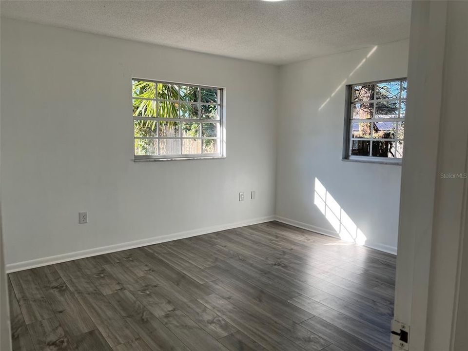 En Venta: $230,000 (3 camas, 2 baños, 1172 Pies cuadrados)