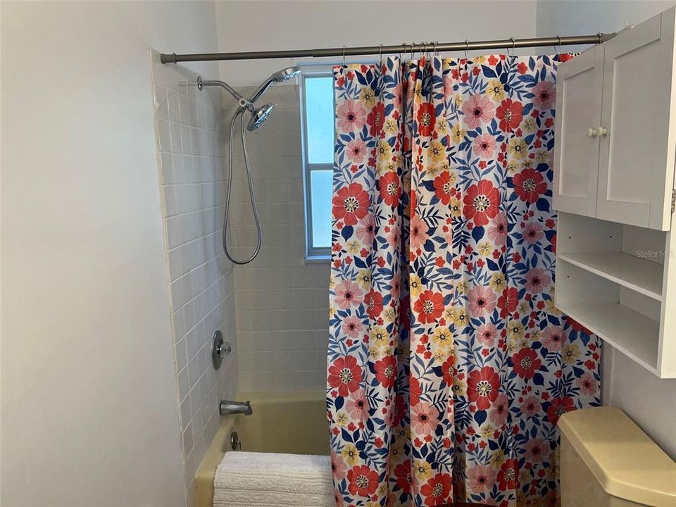 En Venta: $230,000 (3 camas, 2 baños, 1172 Pies cuadrados)