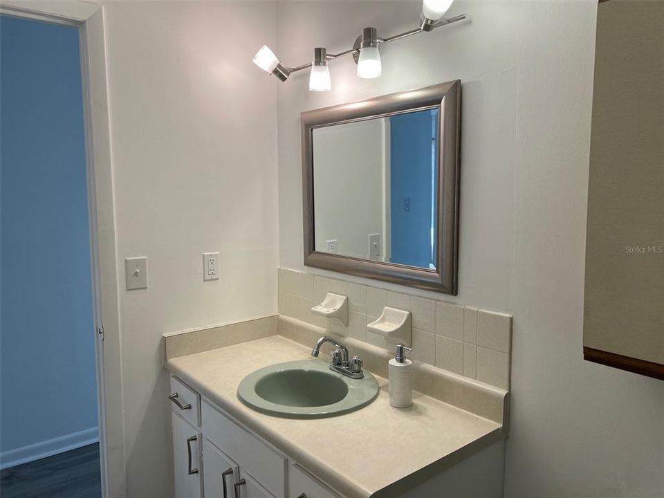 En Venta: $230,000 (3 camas, 2 baños, 1172 Pies cuadrados)