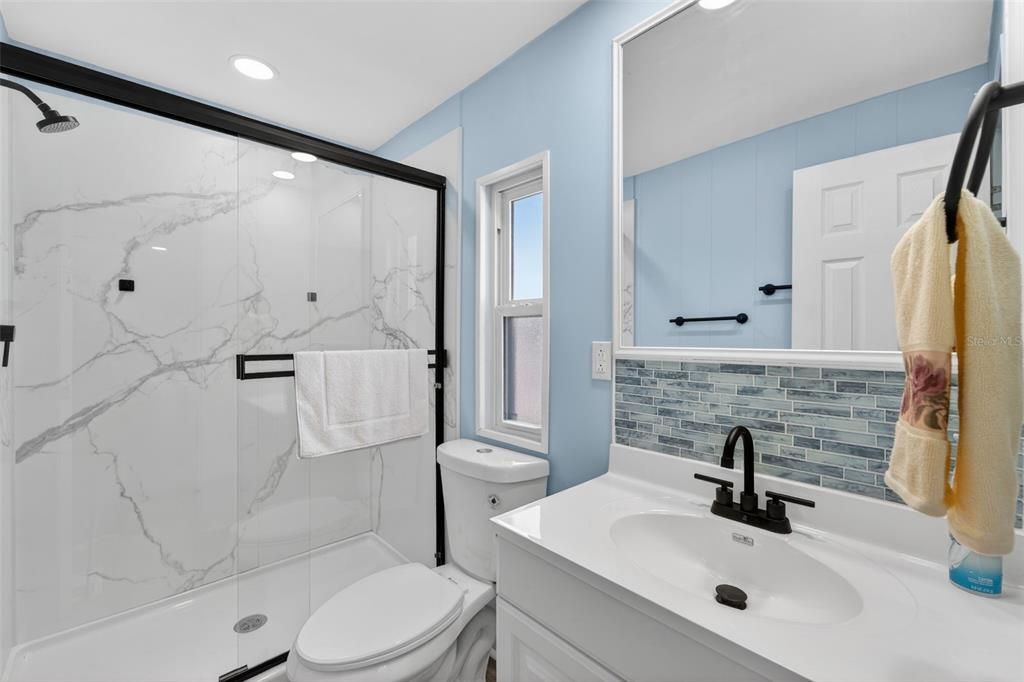 На продажу: $208,000 (2 спален, 2 ванн, 960 Квадратных фут)