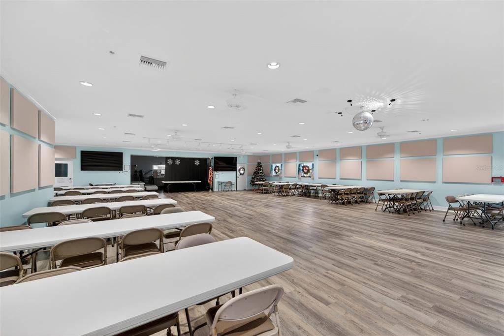 На продажу: $208,000 (2 спален, 2 ванн, 960 Квадратных фут)