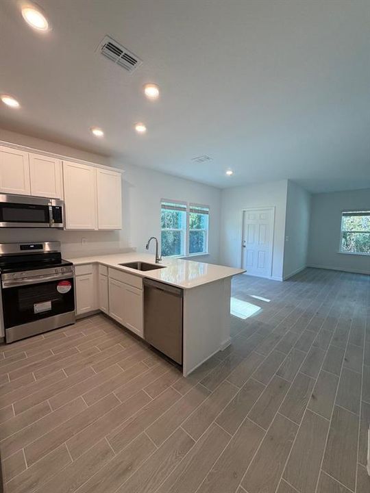 En Renta: $1,900 (3 camas, 2 baños, 1782 Pies cuadrados)