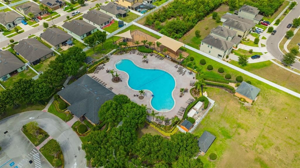 На продажу: $289,990 (3 спален, 2 ванн, 1369 Квадратных фут)