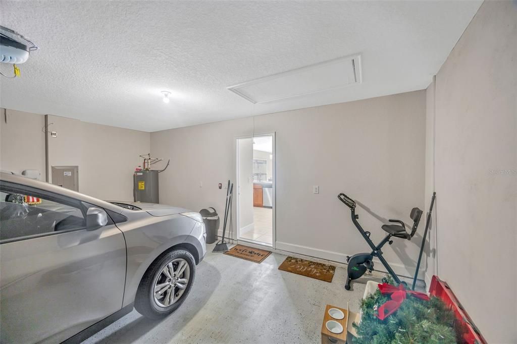 На продажу: $289,990 (3 спален, 2 ванн, 1369 Квадратных фут)