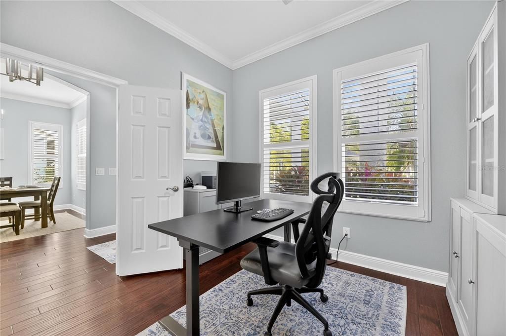 En Venta: $955,000 (4 camas, 2 baños, 2620 Pies cuadrados)