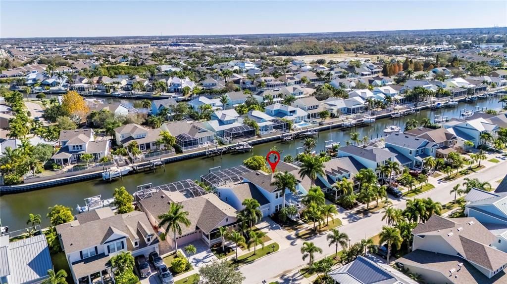 En Venta: $955,000 (4 camas, 2 baños, 2620 Pies cuadrados)