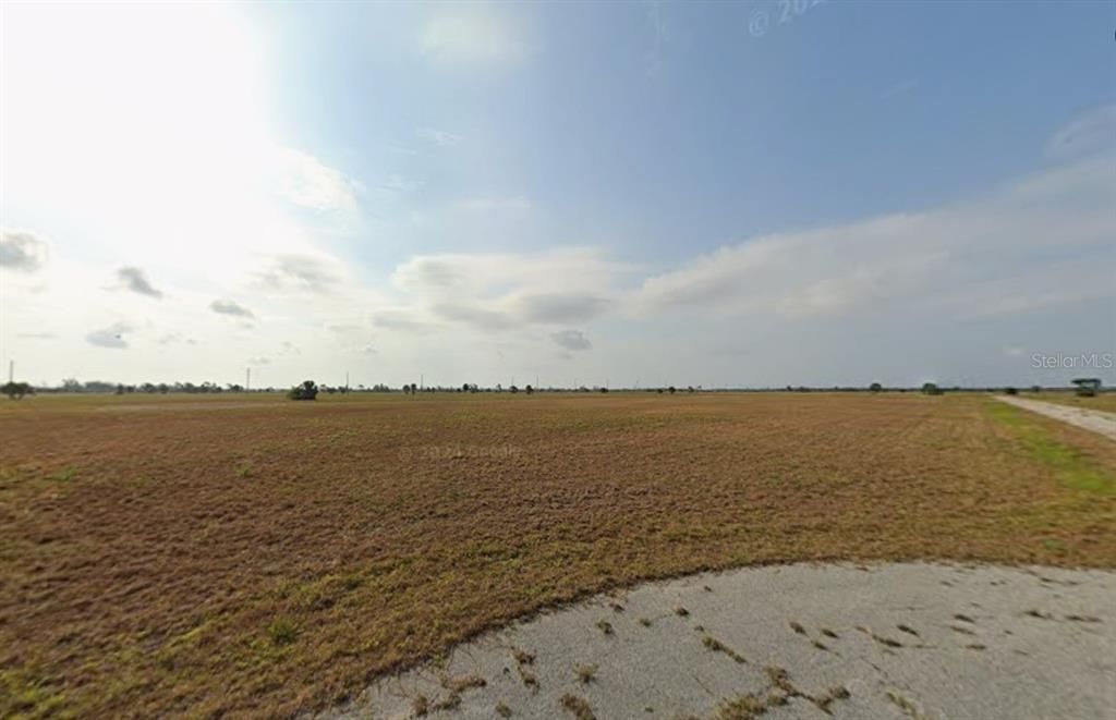 Недавно продано: $28,000 (0.55 acres)