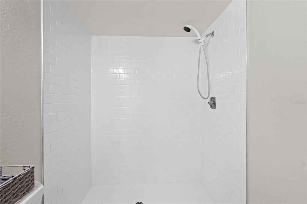 На продажу: $549,000 (2 спален, 3 ванн, 1650 Квадратных фут)