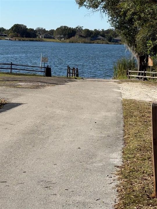 For Sale: $255,000 (3 beds, 2 baths, 1325 Square Feet)