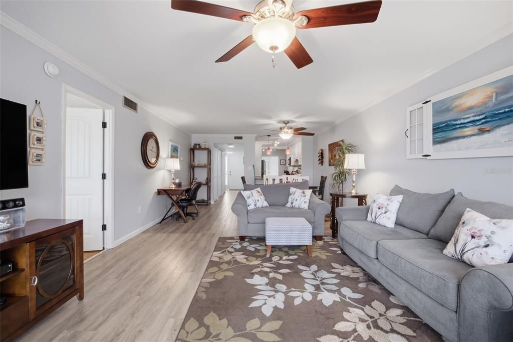 В аренду: $2,500 (2 спален, 1 ванн, 981 Квадратных фут)