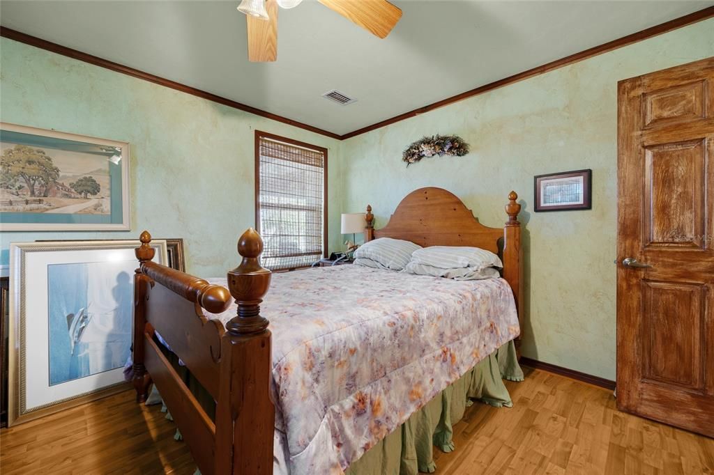 待售: $920,000 (3 贝兹, 2 浴室, 2136 平方英尺)