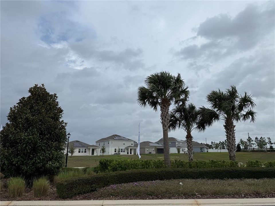 出租: $2,600 (4 贝兹, 3 浴室, 2599 平方英尺)