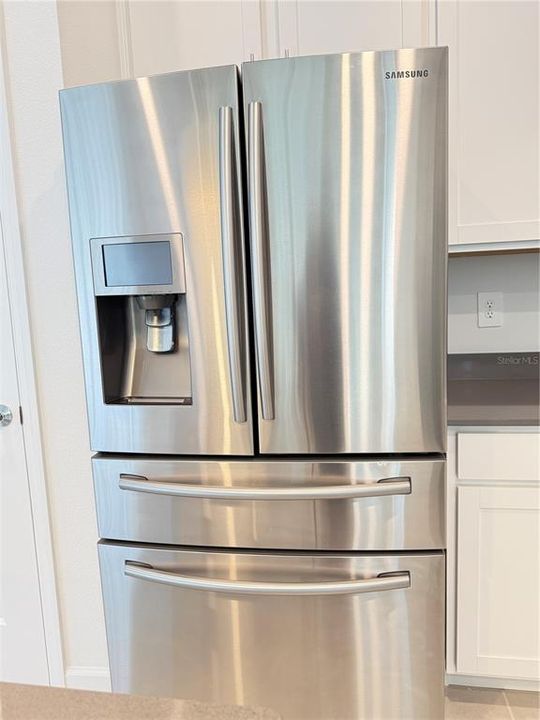 出租: $2,600 (4 贝兹, 3 浴室, 2599 平方英尺)