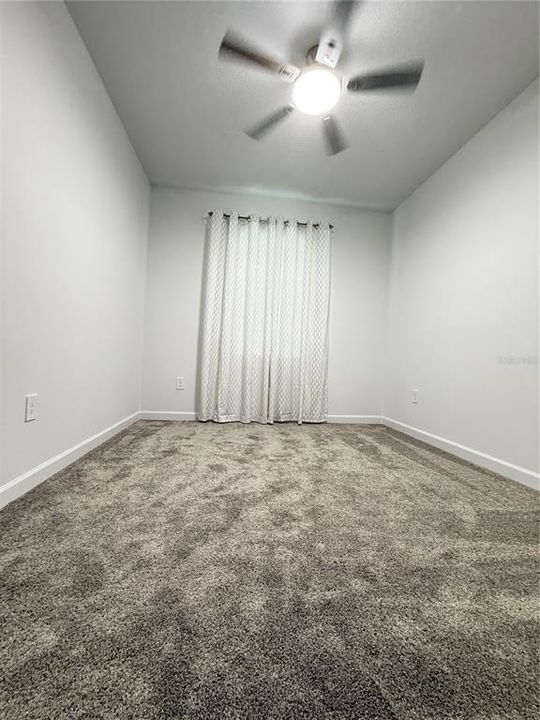 出租: $2,600 (4 贝兹, 3 浴室, 2599 平方英尺)