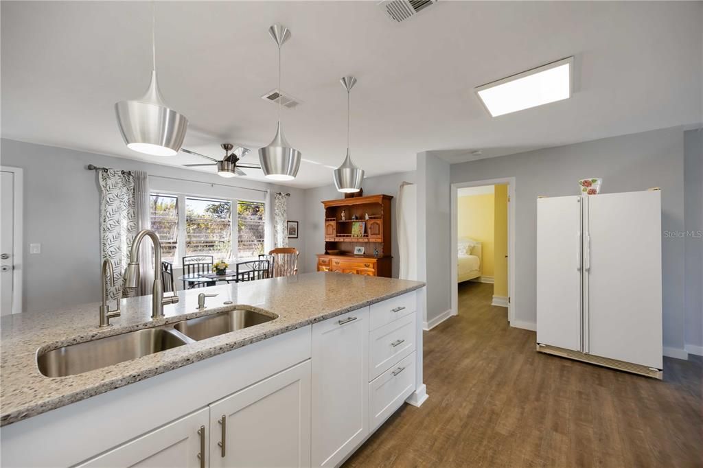 En Venta: $249,900 (2 camas, 2 baños, 1311 Pies cuadrados)