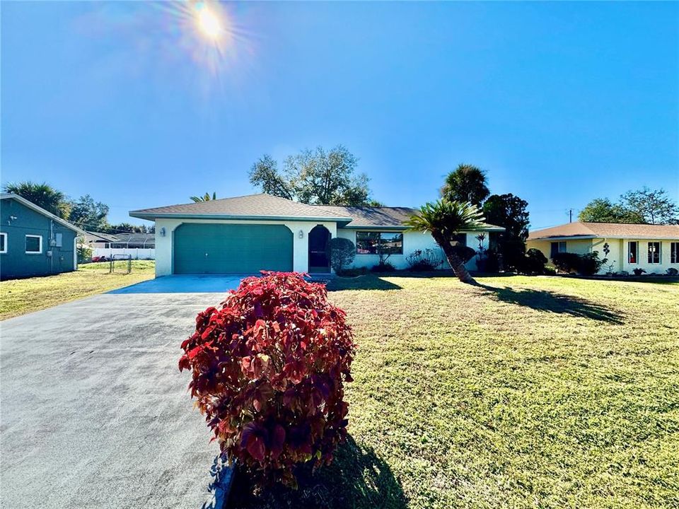 На продажу: $214,900 (2 спален, 2 ванн, 1348 Квадратных фут)