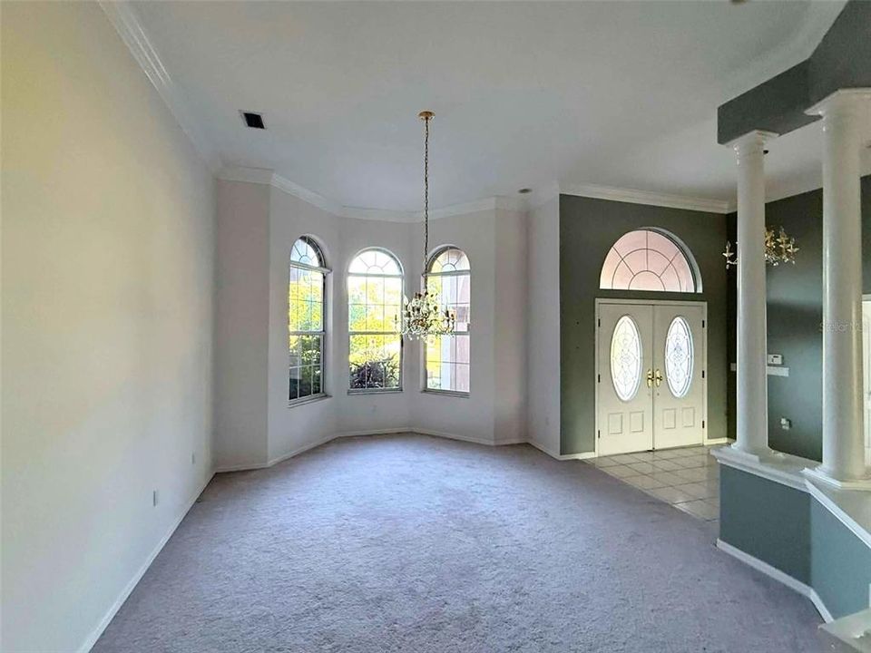 En Venta: $769,000 (4 camas, 3 baños, 3789 Pies cuadrados)