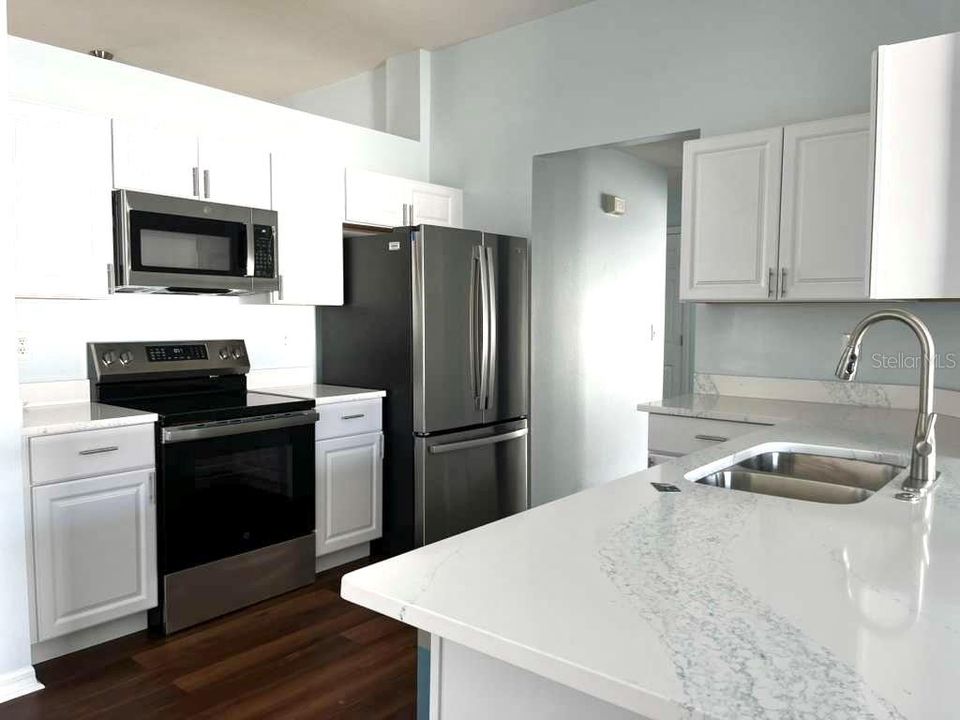 出租: $2,650 (3 贝兹, 2 浴室, 1854 平方英尺)