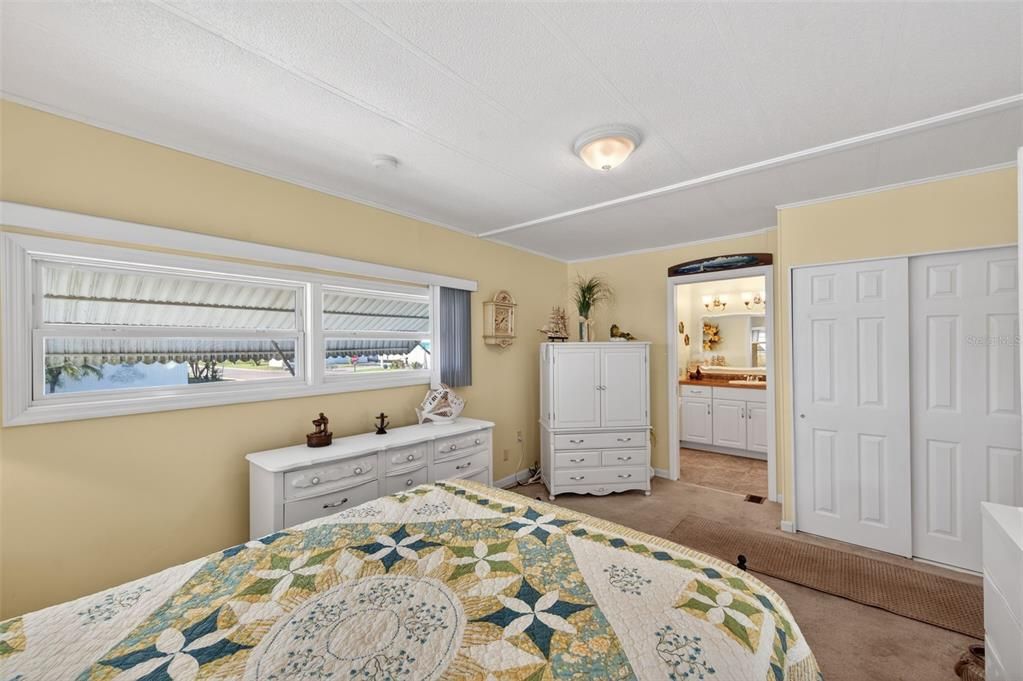 待售: $140,000 (2 贝兹, 2 浴室, 1104 平方英尺)