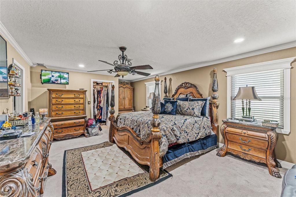 For Sale: $460,000 (4 beds, 3 baths, 1790 Square Feet)