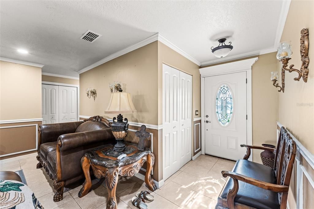 For Sale: $460,000 (4 beds, 3 baths, 1790 Square Feet)