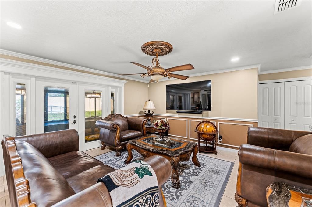 For Sale: $460,000 (4 beds, 3 baths, 1790 Square Feet)