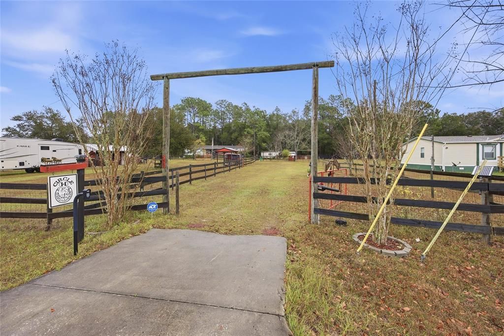 For Sale: $290,000 (4 beds, 2 baths, 1836 Square Feet)