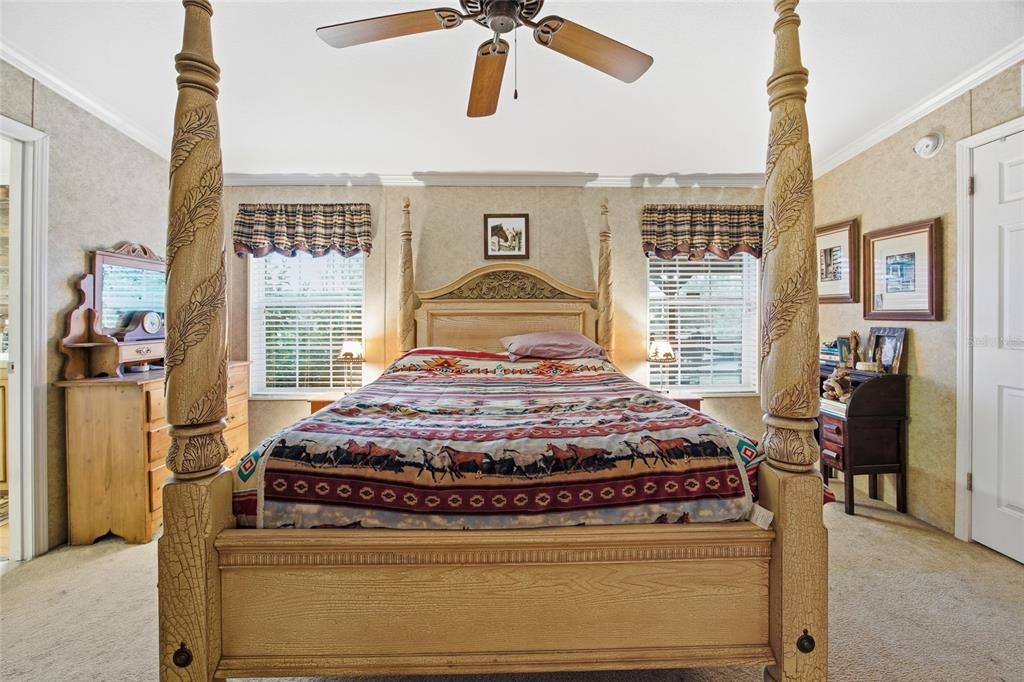 For Sale: $290,000 (4 beds, 2 baths, 1836 Square Feet)