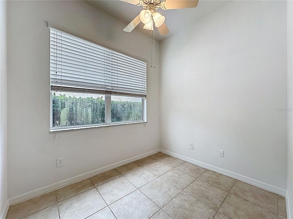 For Sale: $325,000 (3 beds, 2 baths, 1694 Square Feet)