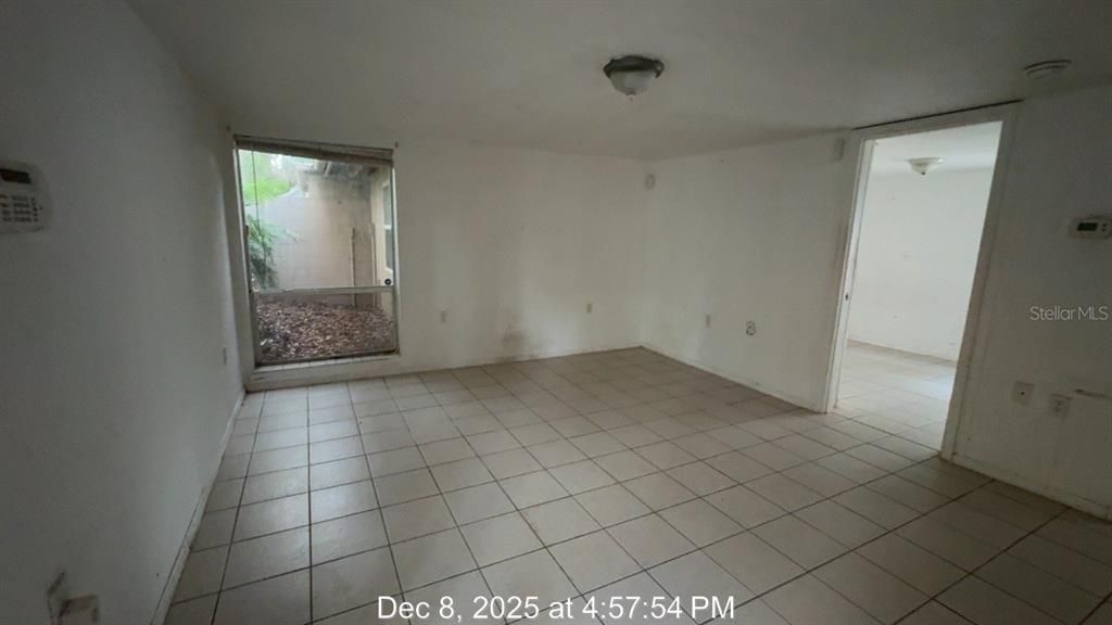 待售: $499,900 (6 贝兹, 3 浴室, 1983 平方英尺)