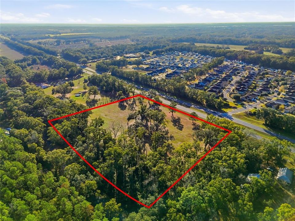 待售: $750,000 (8.60 acres)