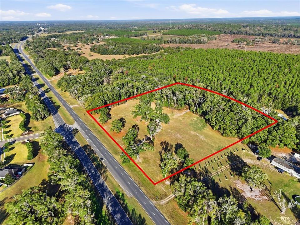 待售: $750,000 (8.60 acres)