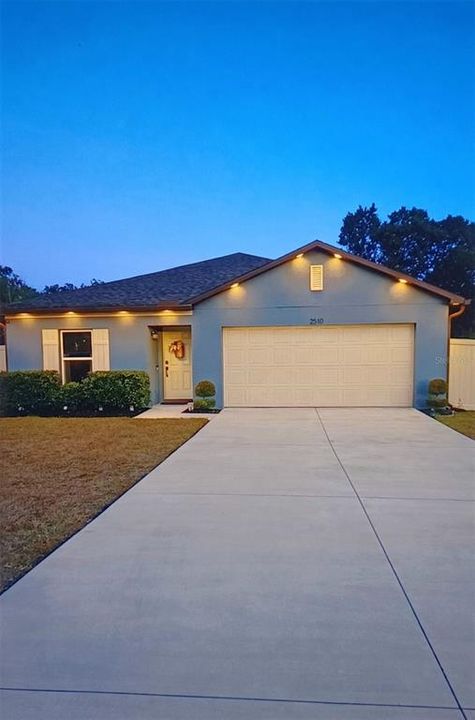 For Sale: $369,999 (4 beds, 2 baths, 1453 Square Feet)