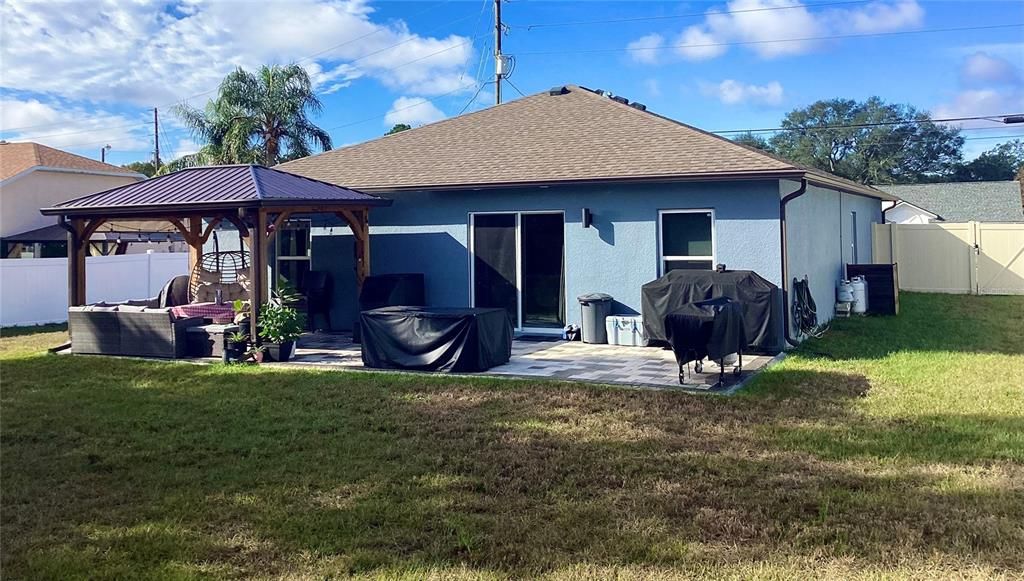 For Sale: $369,999 (4 beds, 2 baths, 1453 Square Feet)